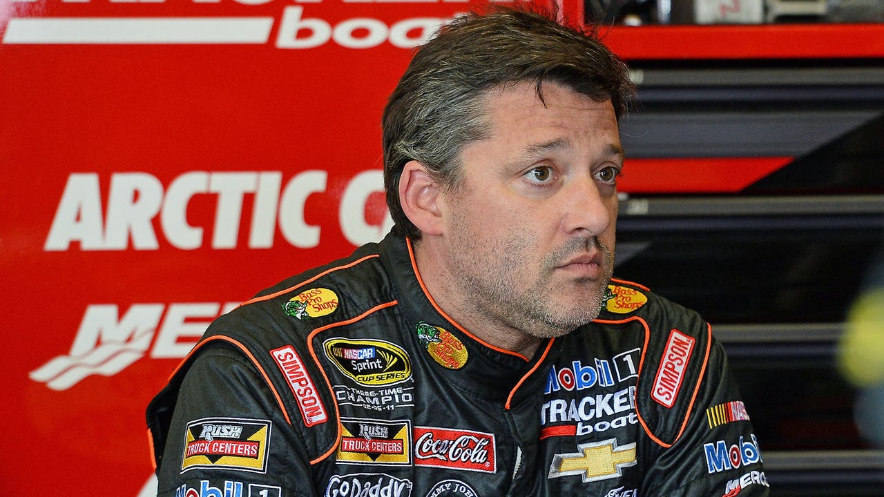 Daytona debacle in the rearview, SHR aiming to deliver in the desert